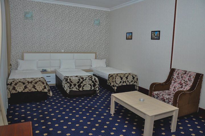 Room 14 of 62