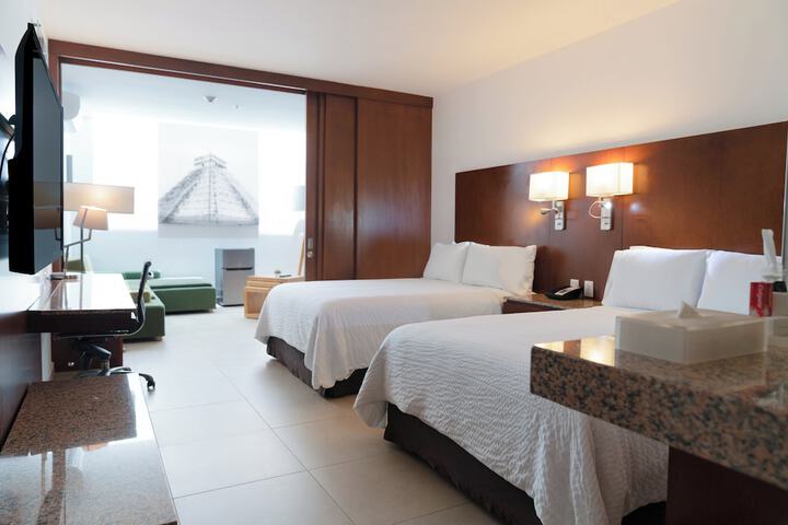 Room 25 of 114