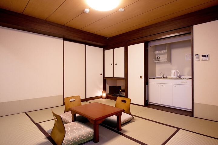 Room 7 of 67