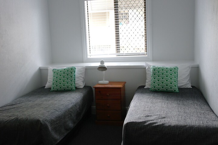Room 16 of 85