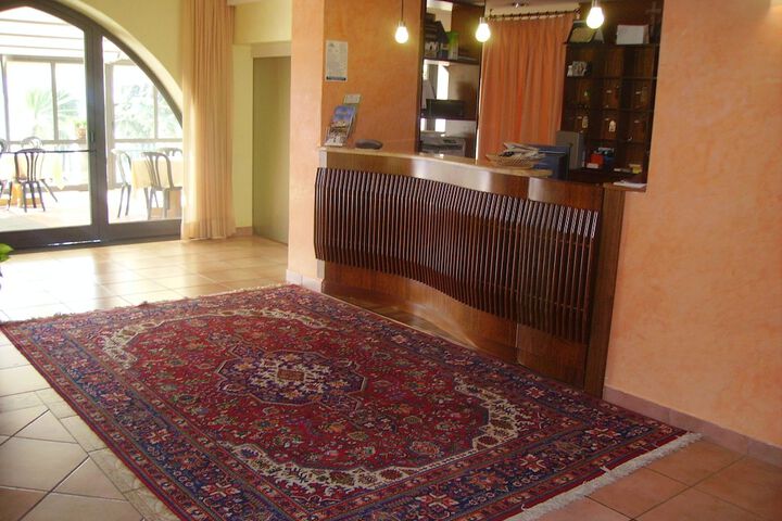 Hotel Interior 4 of 37
