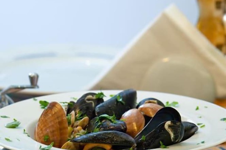 Dining Photos