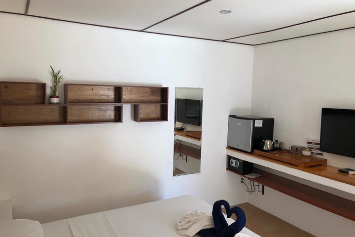 Room 5 of 123