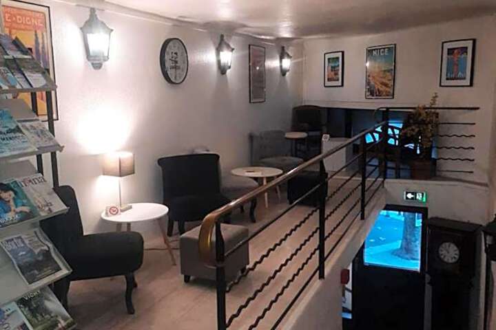 Photo 16