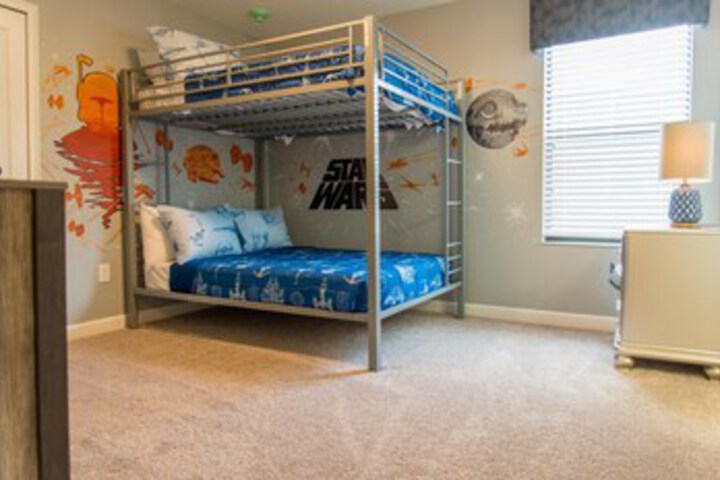 Room 45 of 61
