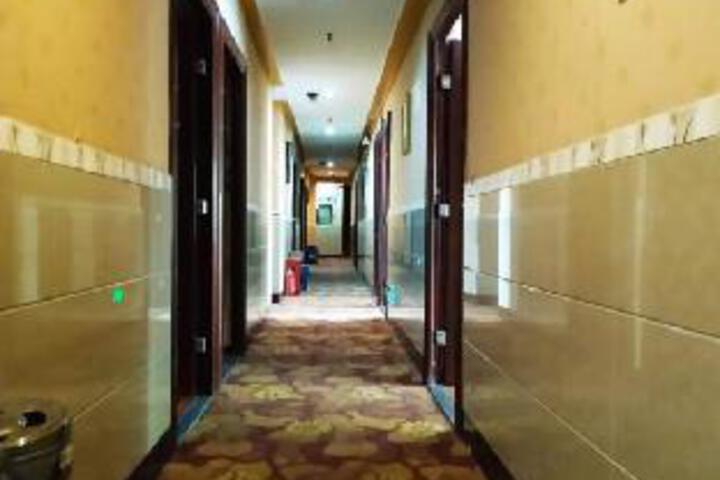 Changlong Hotel