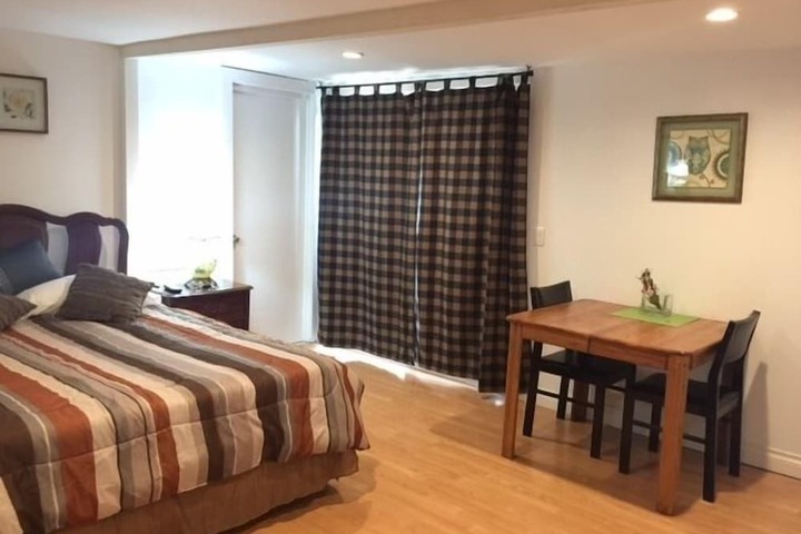 Room 5 of 23