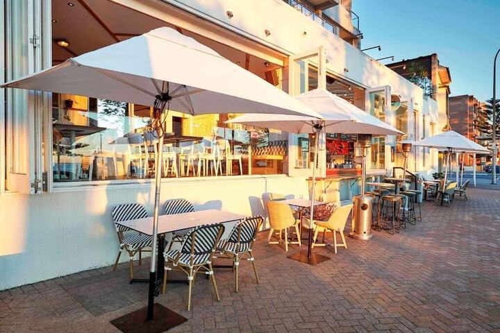 Dining Photos