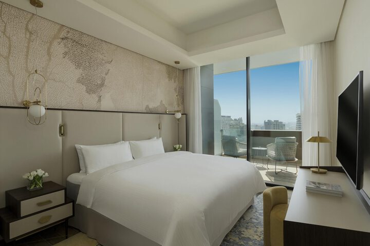 Room 21 of 145