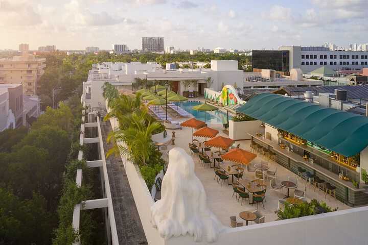 Rooftop pool