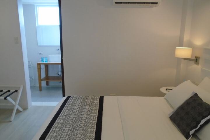 Room 6 of 54