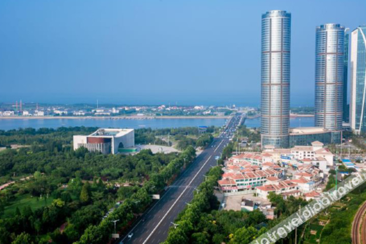 Rizhao Pengyue Business Hotel