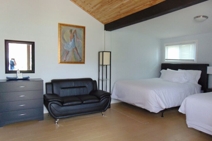 Room 16 of 54