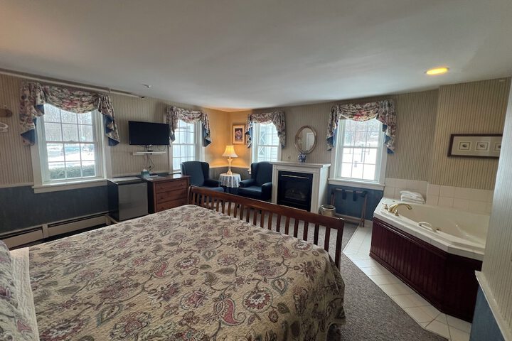 Room 6 of 86