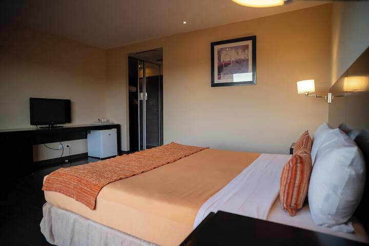 Room 7 of 41
