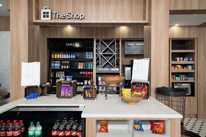 Snack bar