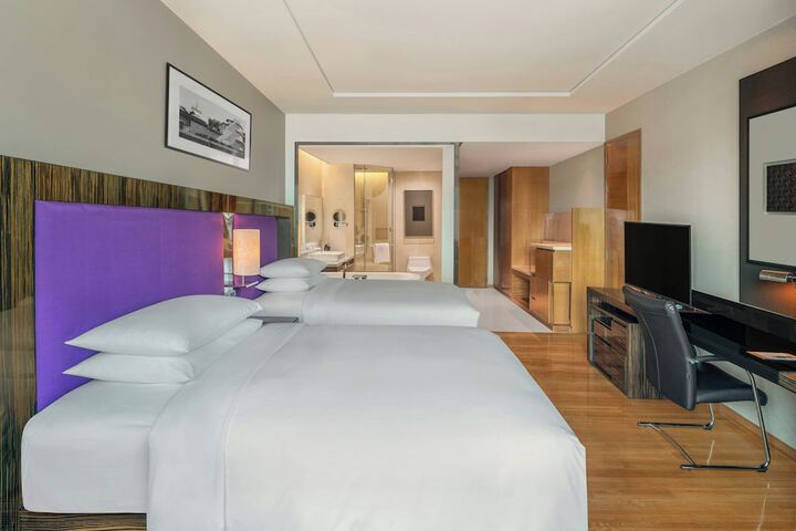 Room 20 of 122