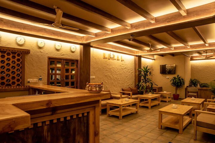 Hotel Interior 2 of 91