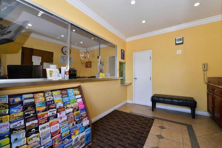 Americas Best Value Inn &  Suites Los Angeles Downtown SW in Los Angeles, CA
