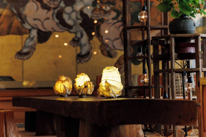 Entrance & Lobby