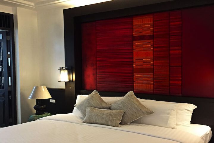 Room 10 of 144