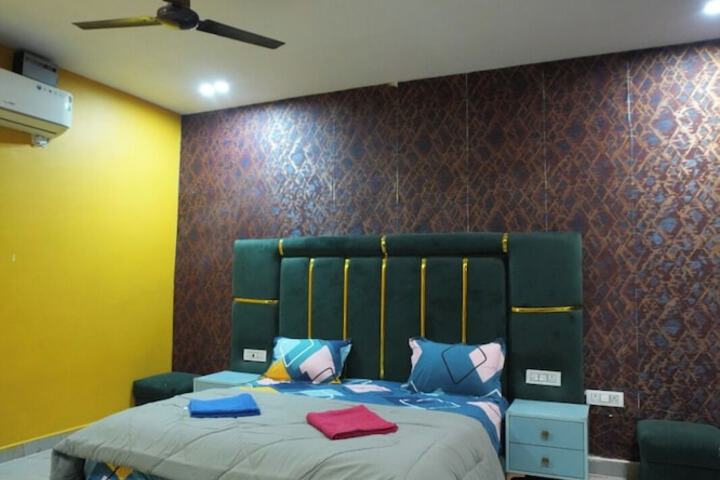 Room 14 of 56