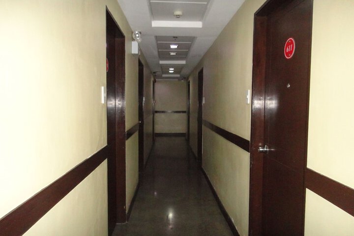Ballroom/Hall 45 of 48