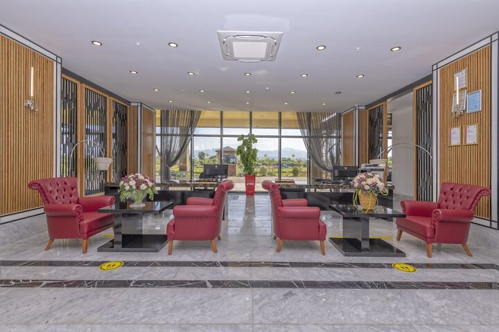 Hotel Interior 3 of 43