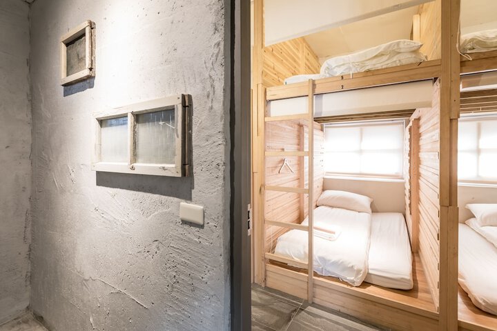 Room 54 of 99