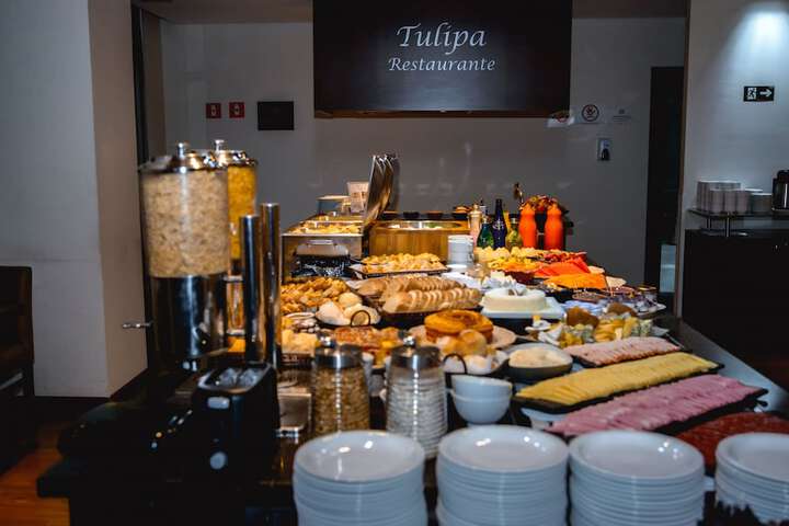 Dining 62 of 74