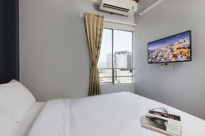 Room 9 of 46