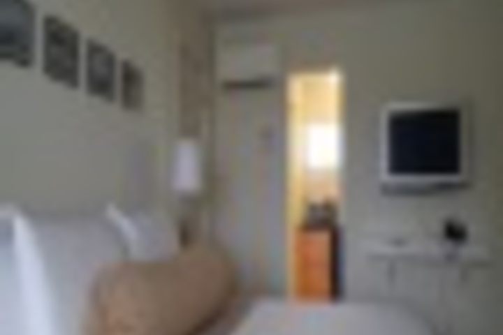 Room 230 of 695