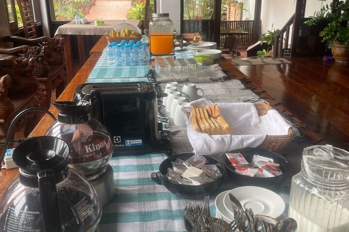 Dining 143 of 277