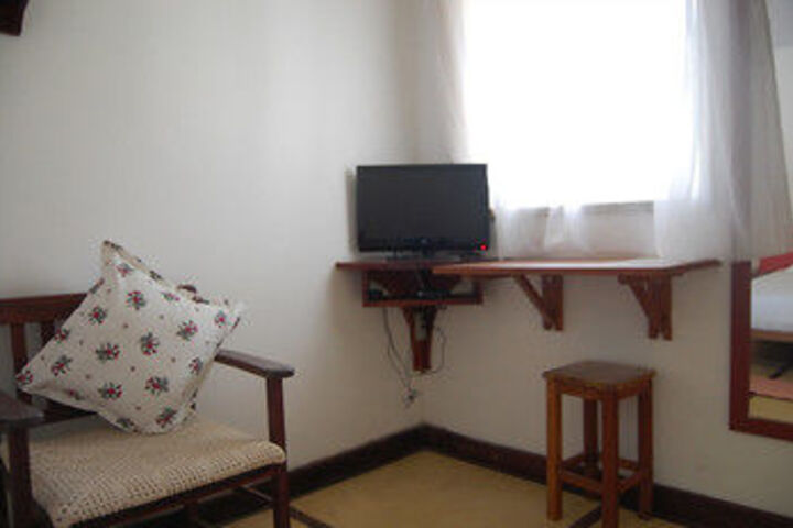 Room 12 of 29
