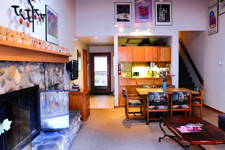 Room 45 of 152