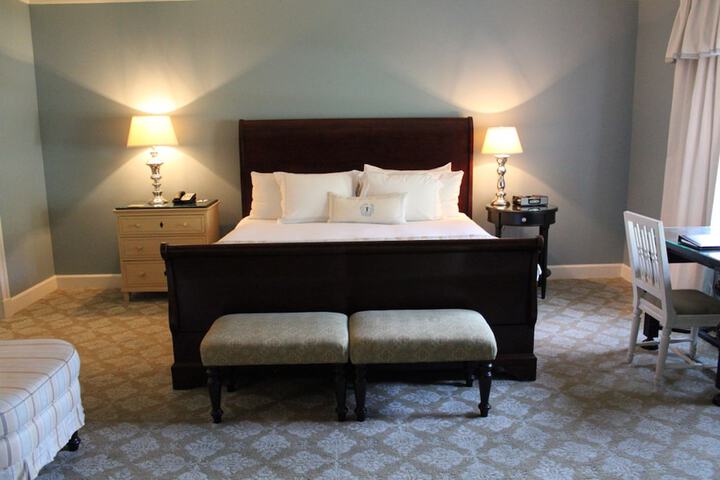 Deluxe Room 1 King Bed (19 of 53)