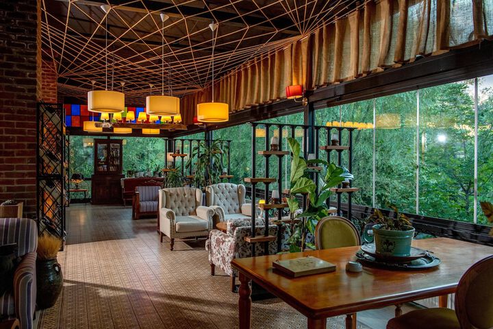 Hotel Interior 14 of 272