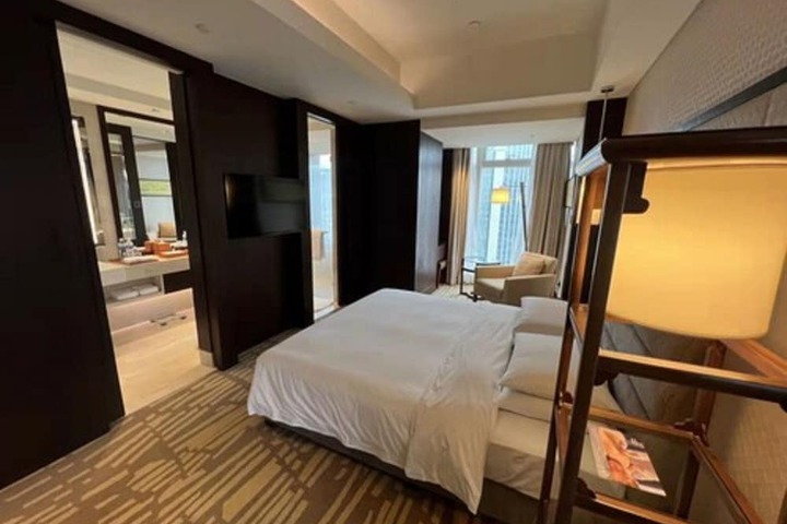 Room 19 of 75