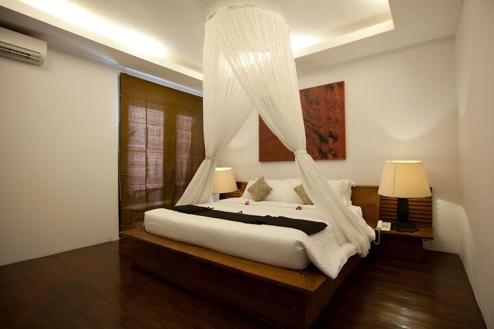 Room 17 of 95