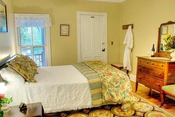Room 14 of 40