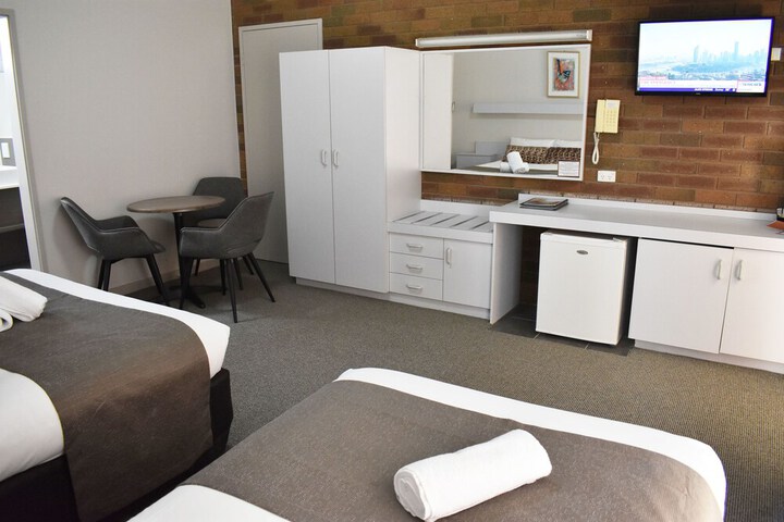 Room 9 of 44