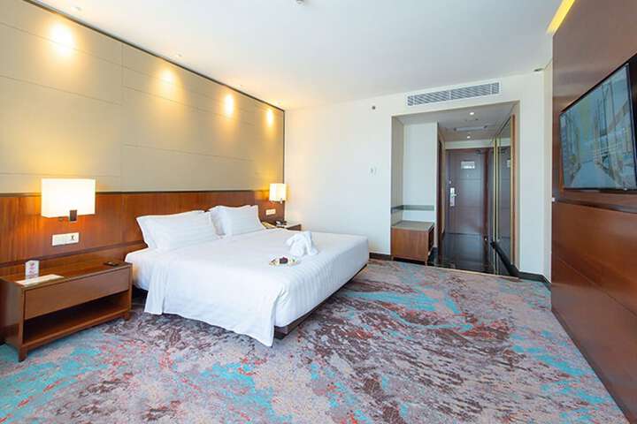 Room 21 of 57