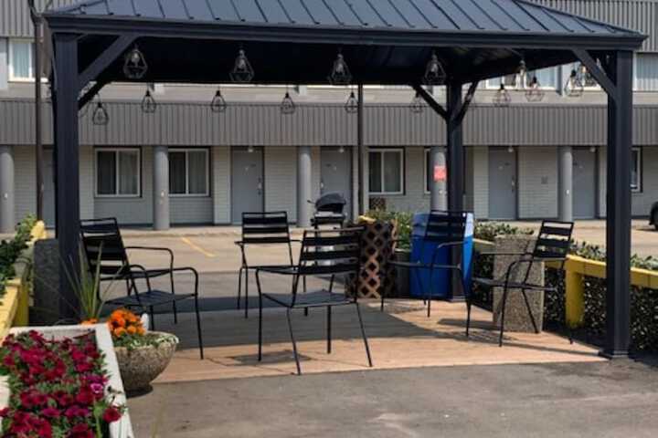 Terrace/Patio 22 of 43