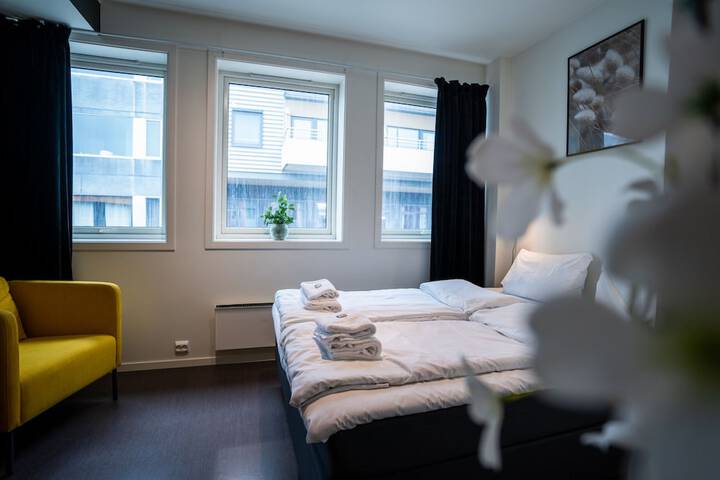 Room 16 of 37