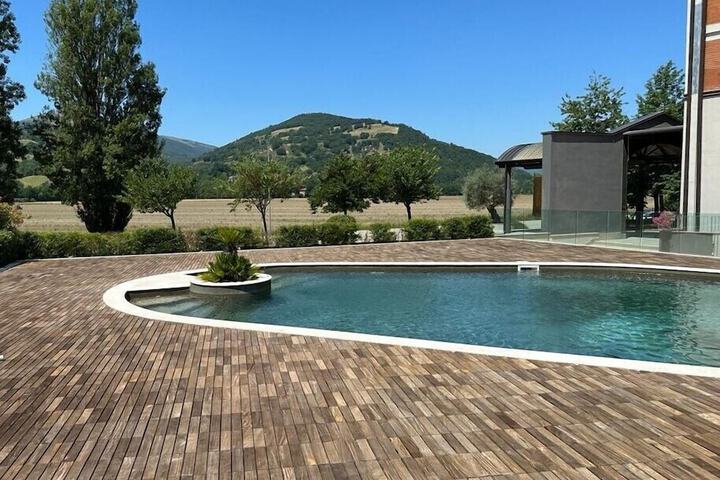 Pool 42 of 54