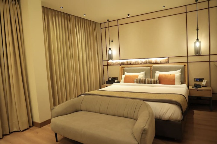 Room 3 of 55