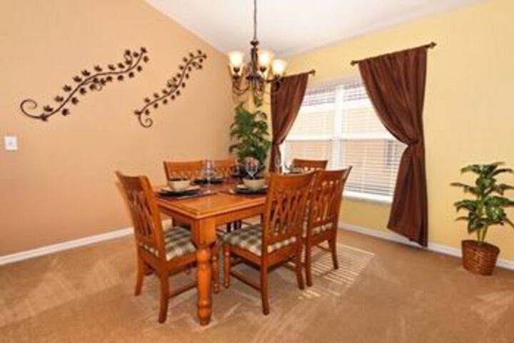 Room 11 of 20