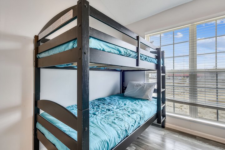 Room 3 of 46