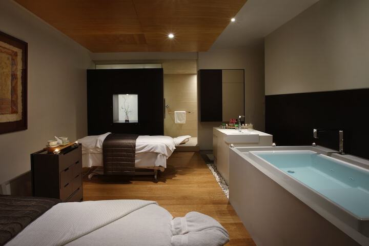 Spa 50 of 109