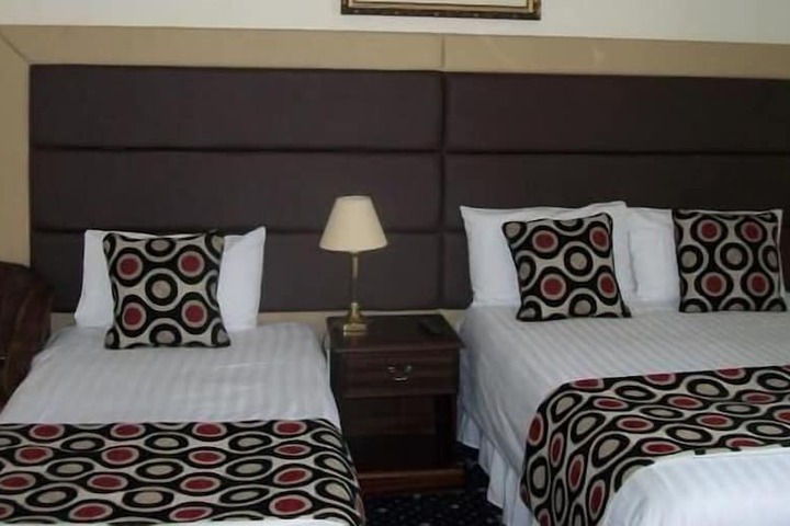 Room 14 of 38